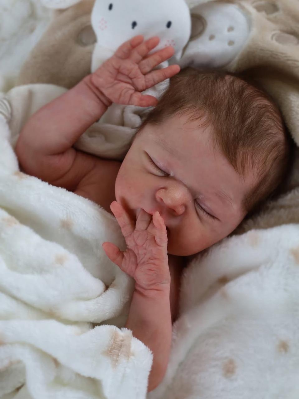 18 Inch Sleeping Silicone Reborn Baby Doll β Realistic Newborn with Rooted Hair