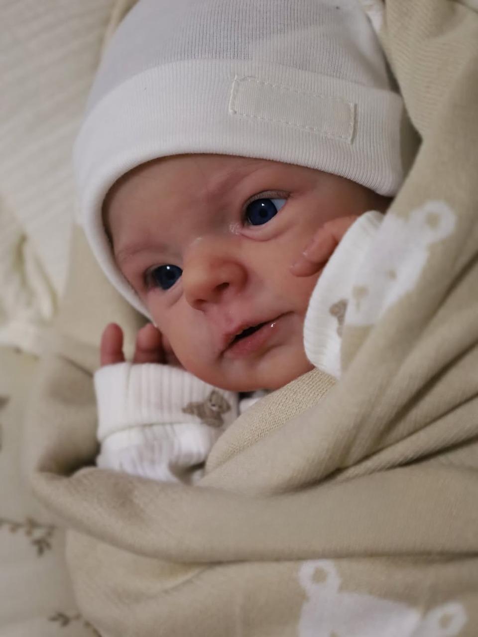 16 Inch Awake Reborn Baby Girl Doll β Lifelike Newborn with Rooted Hair & Blue Eyes